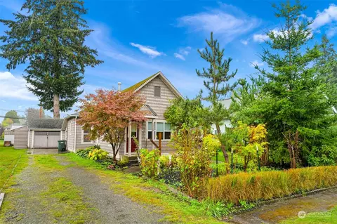 1226 Blaine Ave, Blaine, WA 98230