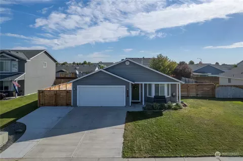 2009 S Stirling Ave, Moses Lake, WA 98837