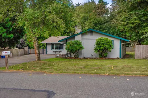 15615 203rd Ave SE, Renton, WA 98059