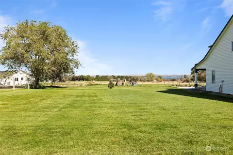 244924 E Hover Rd, Kennewick, WA 99337 photo 24