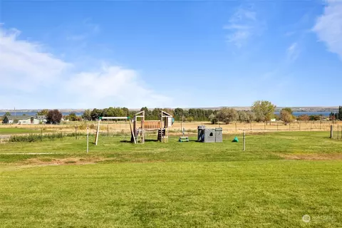 244924 E Hover Rd, Kennewick, WA 99337 photo 26