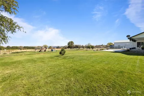244924 E Hover Rd, Kennewick, WA 99337 photo 25