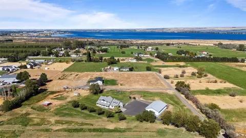 244924 E Hover Rd, Kennewick, WA 99337 photo 38
