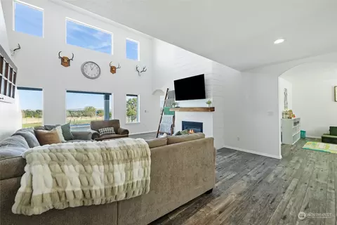 244924 E Hover Rd, Kennewick, WA 99337 photo 4