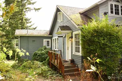 12238 Military Rd S, Seattle, WA 98168