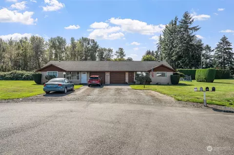 5033 80th Avenue Ct E, Fife, WA 98424