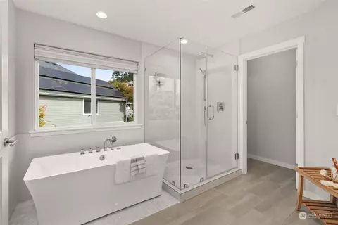 Bath - 8212 172nd Ave E, Sumner, WA 98390 photo 3 of 5