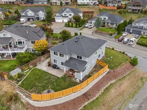 View/Area - 8212 172nd Ave E, Sumner, WA 98390 photo 1 of 2