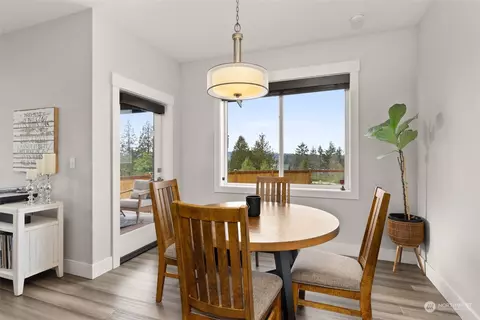 Dining - 8212 172nd Ave E, Sumner, WA 98390 photo 2 of 2