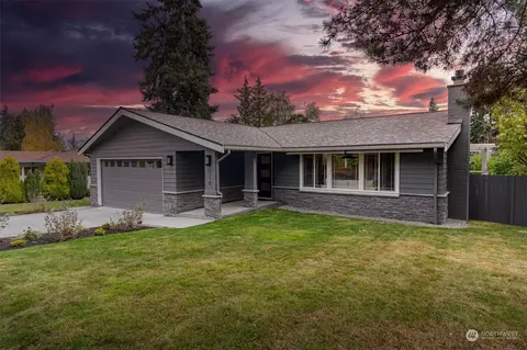 916 145th Pl SE, Bellevue, WA 98007