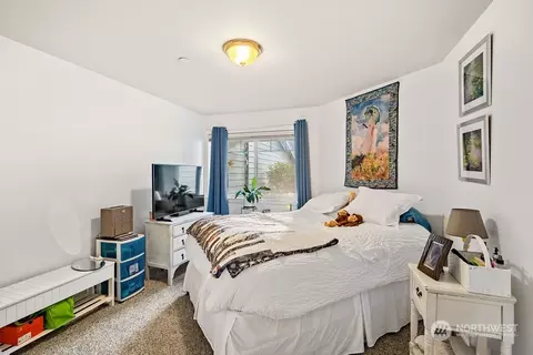 Bedroom - 321 E Soderberg Rd #B4, Allyn, WA 98524 photo 1 of 2