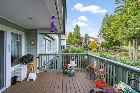 Exterior - 321 E Soderberg Rd #B4, Allyn, WA 98524 photo 3 of 4