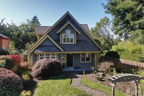 431 Island View Ln, Langley, WA 98260