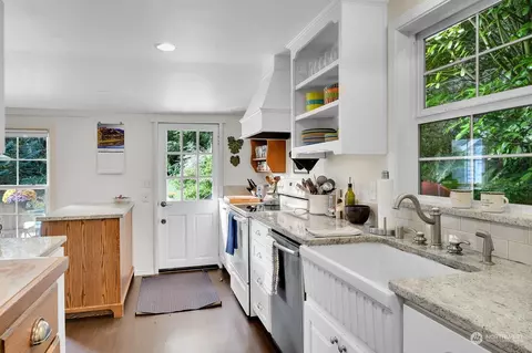 117 Olympic Ave, Edmonds, WA 98020 photo 10