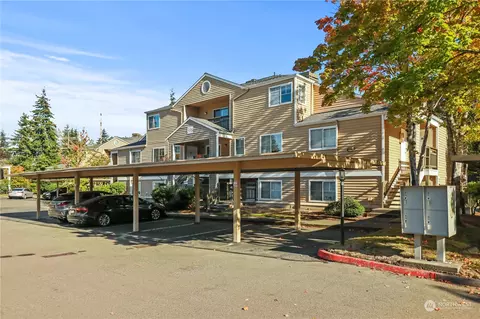 5300 Harbour Pointe Blvd #308C, Mukilteo, WA 98275