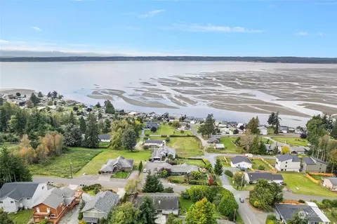 9516 192nd St NW, Stanwood, WA 98292