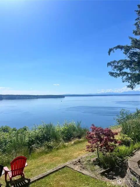 1026 Paiute Trl, Fox Island, WA 98333