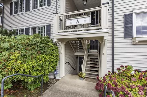 12404 E Gibson Rd #A105, Everett, WA 98204