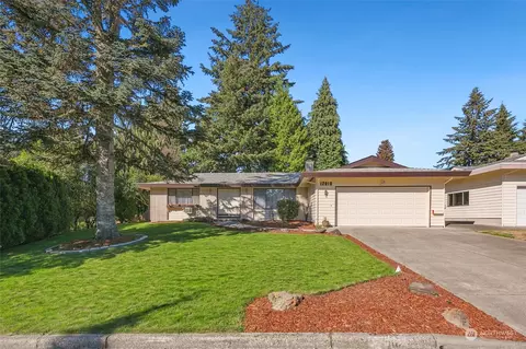 12818 SE 67th St, Bellevue, WA 98006