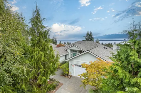 84 Adventurer Ln, Port Ludlow, WA 98365