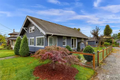 427 Garfield St, Sumas, WA 98295