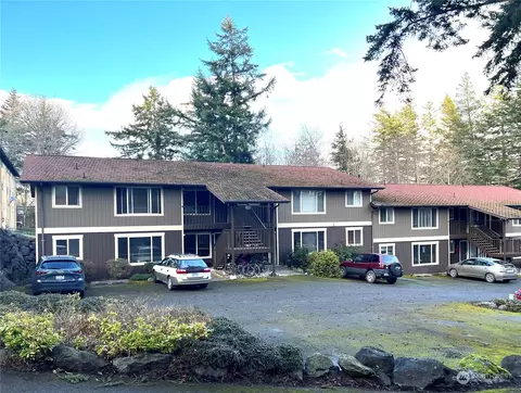 172 Lovers Ln #B201, Eastsound, WA 98245