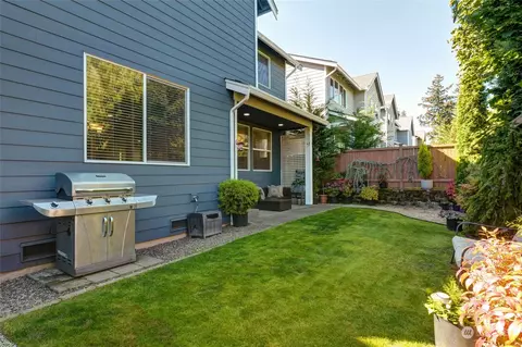 Exterior - 3533 198th St SE, Bothell, WA 98012 photo 6 of 7
