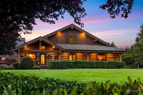 2971 Harrison Ave, Centralia, WA 98531