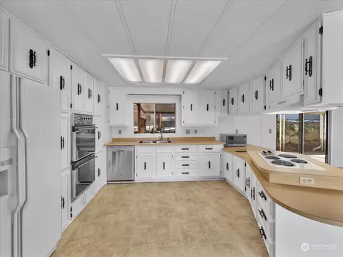 17204 119th Ave NE, Bothell, WA 98011 photo 6