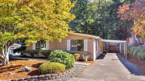 17204 119th Ave NE, Bothell, WA 98011