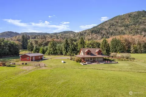 7450 Wheeler Rd, Maple Falls, WA 98266