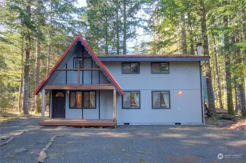 108 Ponderosa Rd, Packwood, WA 98361