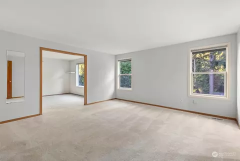 Living - 15631 27th Dr SE, Mill Creek, WA 98012 photo 3 of 4