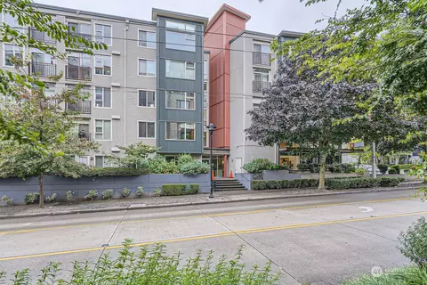 425 23rd Ave S #A111, Seattle, WA 98144
