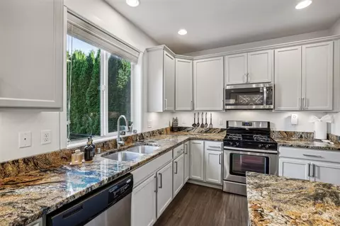Kitchen - 3519 164th St SE, Bothell, WA 98012 photo 3 of 3