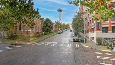 123 John St #10, Seattle, WA 98109
