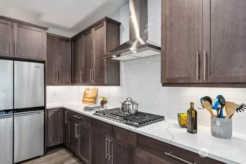 Kitchen - 4129 163rd St SE, Bothell, WA 98012 photo 3 of 7