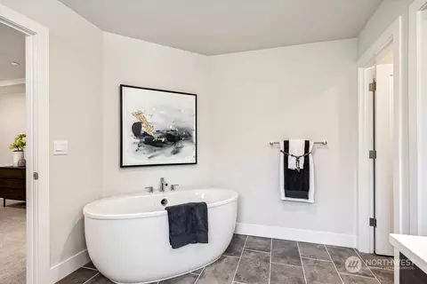 Bath - 4129 163rd St SE, Bothell, WA 98012 photo 5 of 6