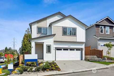 Exterior - 4129 163rd St SE, Bothell, WA 98012 photo 2 of 2