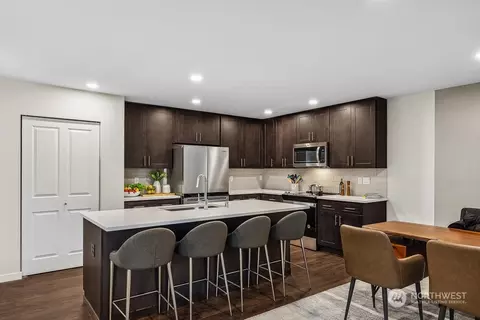 Kitchen - 9594 7th Ave SE, Everett, WA 98208 photo 1 of 6