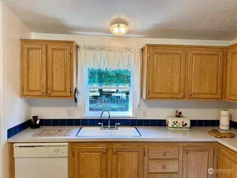111 Tiffany Ln, Winlock, WA 98596 photo 7