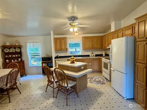111 Tiffany Ln, Winlock, WA 98596 photo 6