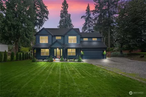 9104 32nd St E, Edgewood, WA 98371