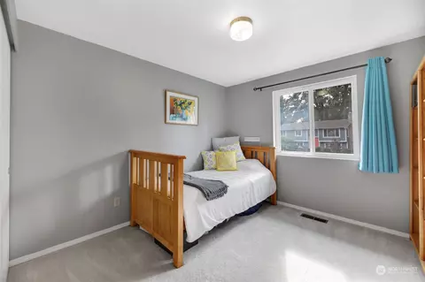Bedroom - 525 222 St SW, Bothell, WA 98021 photo 2 of 4