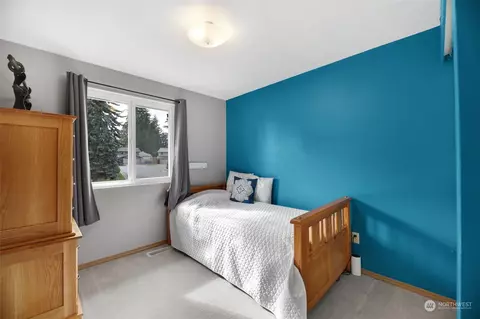 Bedroom - 525 222 St SW, Bothell, WA 98021 photo 1 of 4