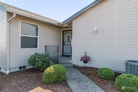 3905 Pennsylvania #11, Longview, WA 98632
