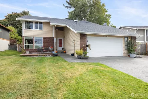 7843 N Woodworth Ave, Tacoma, WA 98406