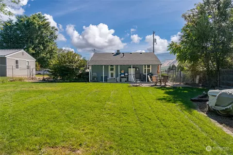 271 Leslie Way, East Wenatchee, WA 98802