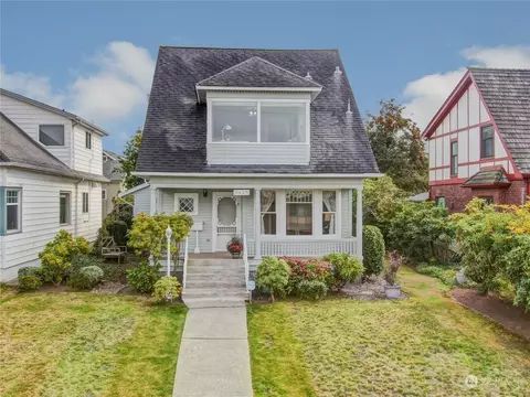 1425 Grand Ave, Everett, WA 98201