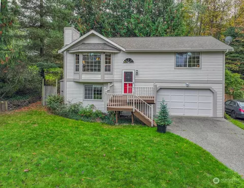 5417 NE Haig Pl, Kingston, WA 98346